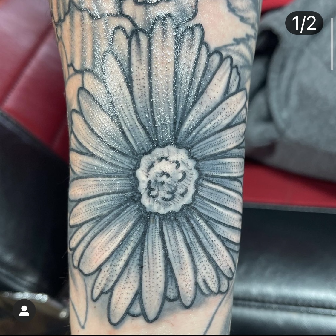 New tattoo of a flower from top tattoo artists in dallas
