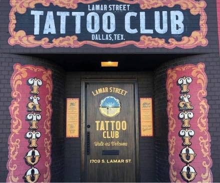 Front Door of Lamar Street Tattoo Club fo laser tattoo removal