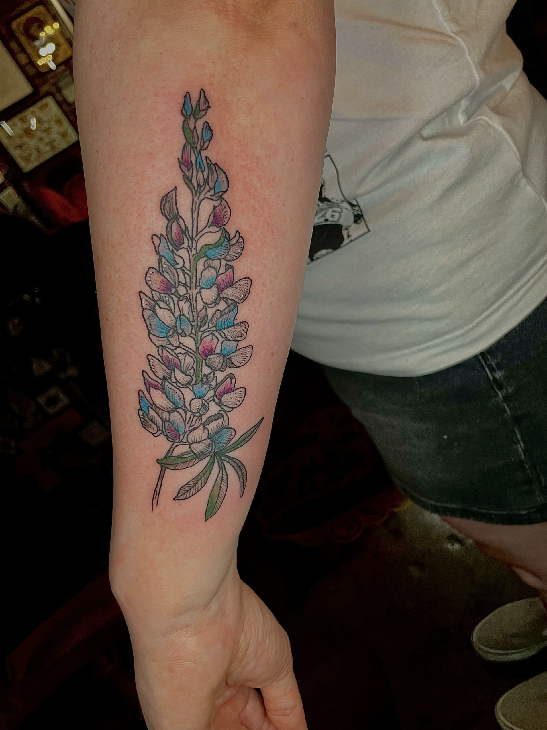 Tattoo Artist creating new tattoos in Dallas